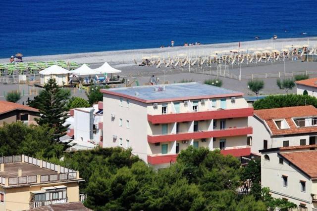 Hotel Calabria Praia a Mare Exterior photo