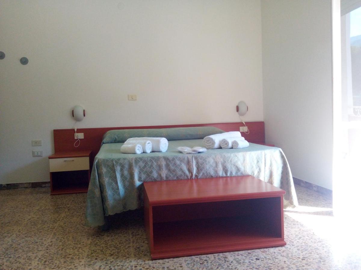 Hotel Calabria Praia a Mare Exterior photo