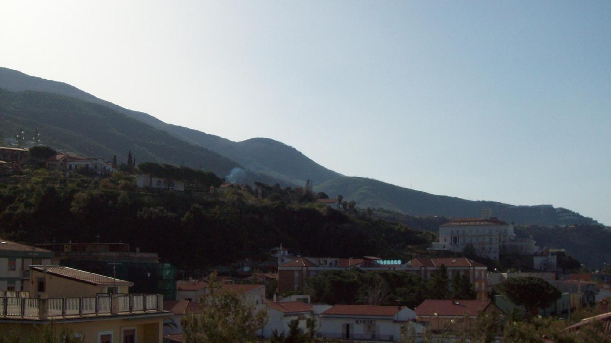 Hotel Calabria Praia a Mare Exterior photo